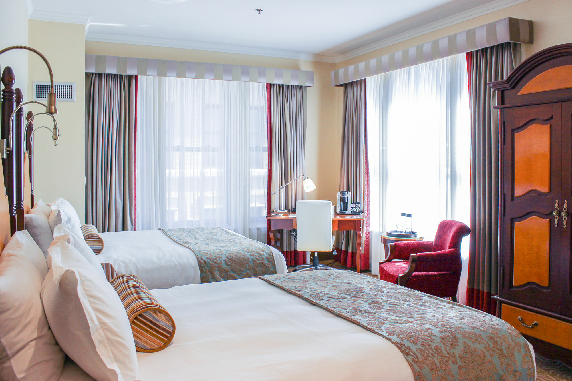 Hotel Провіденс Екстер'єр фото