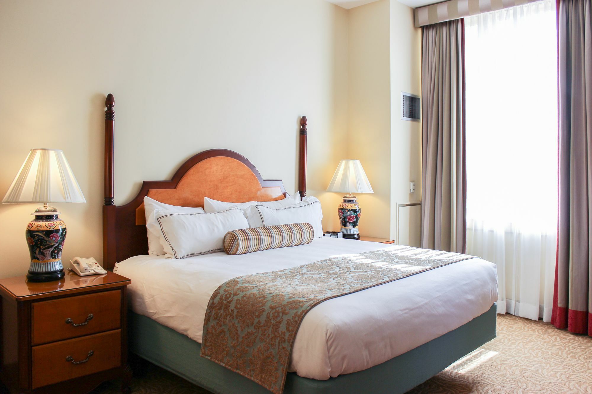 Hotel Провіденс Екстер'єр фото